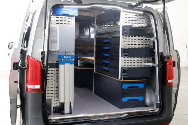 Mercedes-Benz Vito 114 CDI 136pk Compact 9G Automaat 2x Schuifdeur/LED/Camera/Inrichting 05-2022