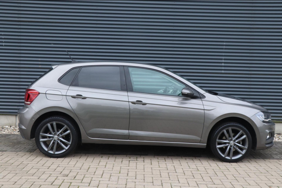 Volkswagen Polo 1.0 TSI Highline | DSG | PDC | Victual Cockpit| Nette auto! Volkswagen Polo 1.0 TSI Highline | DSG | PDC | Victual Cockpit| Nette auto!