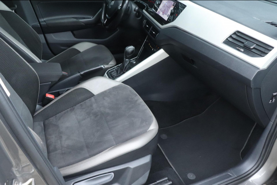 Volkswagen Polo 1.0 TSI Highline | DSG | PDC | Victual Cockpit| Nette auto! Volkswagen Polo 1.0 TSI Highline | DSG | PDC | Victual Cockpit| Nette auto!