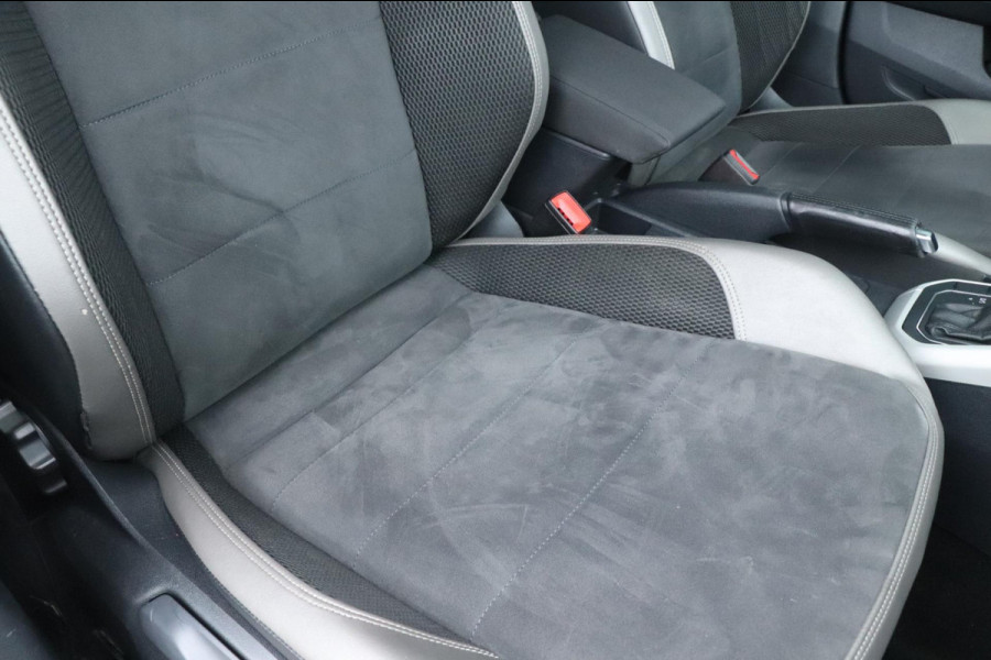 Volkswagen Polo 1.0 TSI Highline | DSG | PDC | Victual Cockpit| Nette auto! Volkswagen Polo 1.0 TSI Highline | DSG | PDC | Victual Cockpit| Nette auto!