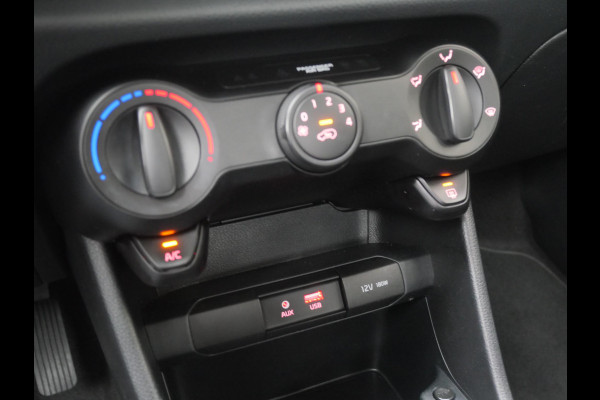 Kia Picanto 1.0 MPi ComfortPlusLine | Carplay | Cruise | Airco | Kia Picanto 1.0 MPi ComfortPlusLine | Carplay | Cruise | Airco |