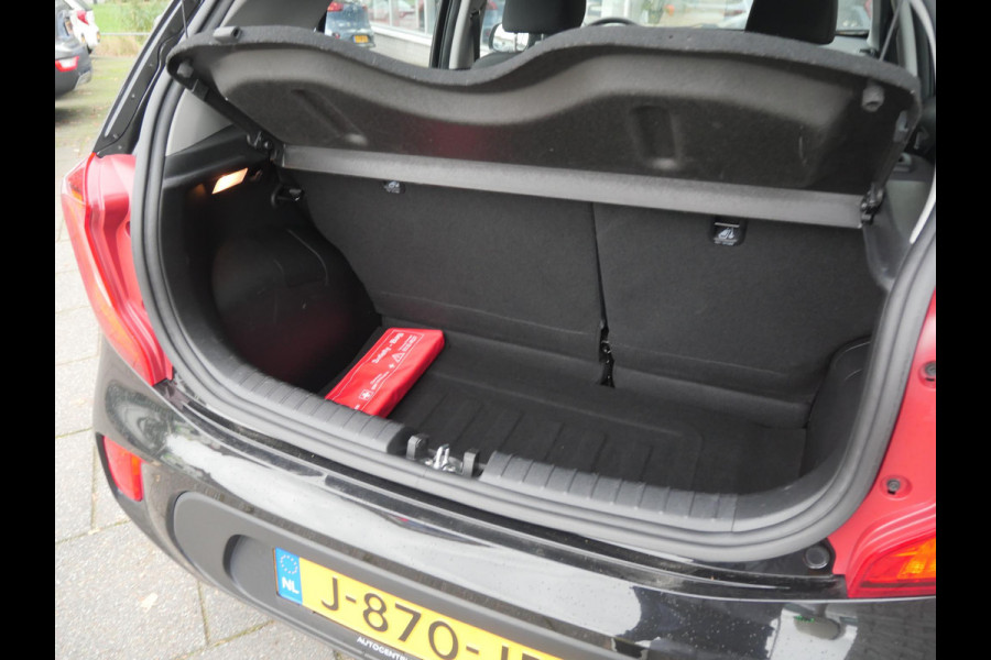 Kia Picanto 1.0 MPi ComfortPlusLine | Carplay | Cruise | Airco | Kia Picanto 1.0 MPi ComfortPlusLine | Carplay | Cruise | Airco |