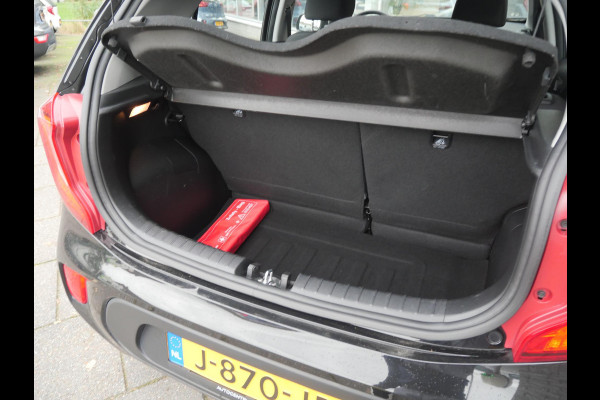 Kia Picanto 1.0 MPi ComfortPlusLine | Carplay | Cruise | Airco | Kia Picanto 1.0 MPi ComfortPlusLine | Carplay | Cruise | Airco |