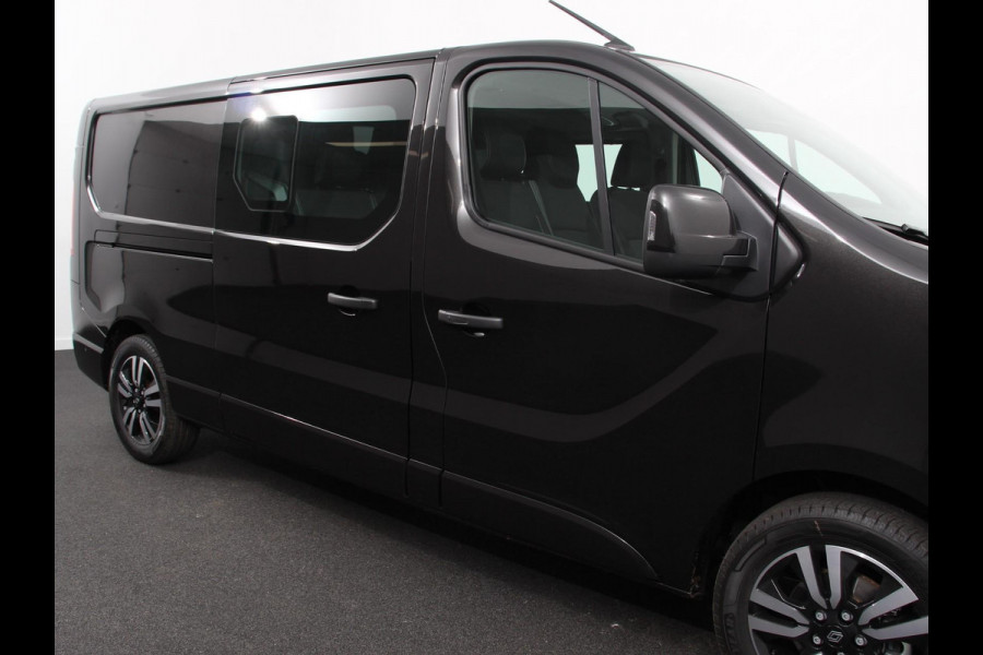 Renault Trafic 2.0 Blue dC1 150 EDC T29 L2H1 Extra Dubbele Cabine Navigatie Airco Lichtmetalen velgen Betimmering Trekhaak Camera Parkeer sensoren Dab Renault Trafic 2.0 Blue dC1 150 EDC T29 L2H1 Extra Dubbele Cabine Navigatie Airco Lichtmetalen velgen Betimmering Trekhaak Camera Parkeer sensoren Dab