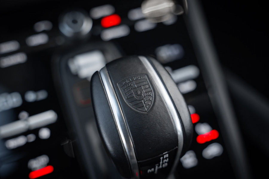Porsche Cayenne Coupé 4.0 Turbo GT - Origineel NL | Sport Chrono + | Keramisch | Burmester | Carbon