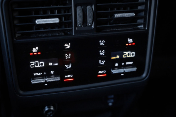 Porsche Cayenne Coupé 4.0 Turbo GT - Origineel NL | Sport Chrono + | Keramisch | Burmester | Carbon