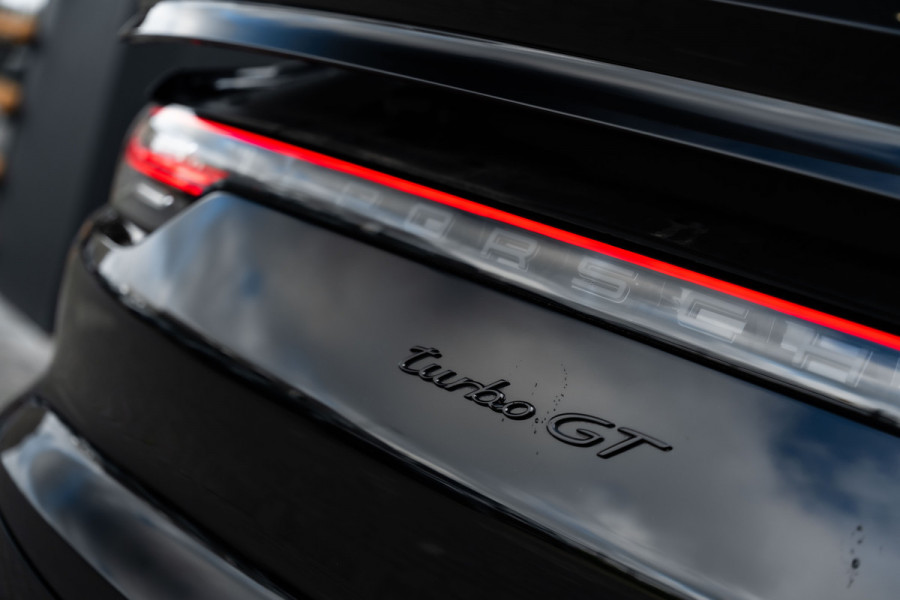 Porsche Cayenne Coupé 4.0 Turbo GT - Origineel NL | Sport Chrono + | Keramisch | Burmester | Carbon