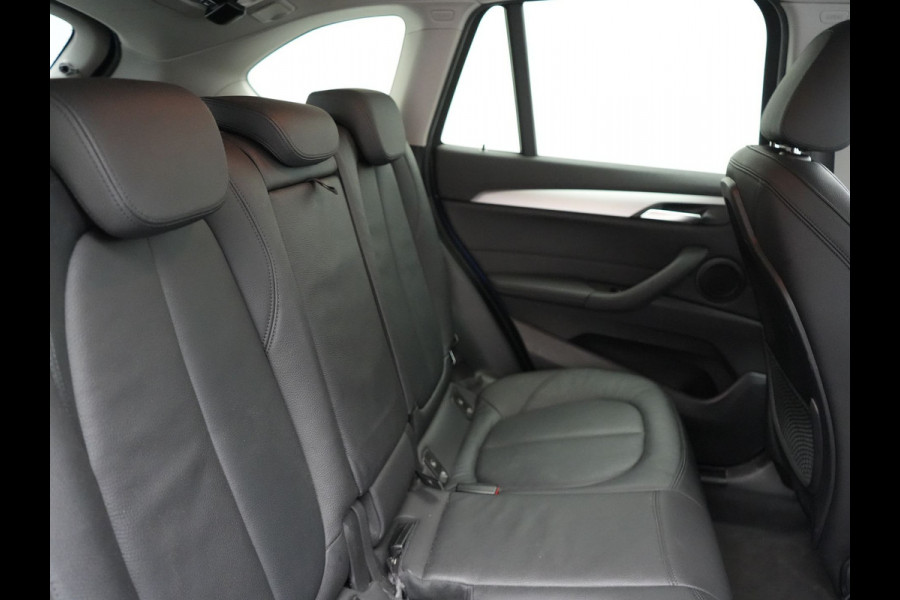 BMW X1 xDrive25e Sportline Plug In Hybrid 220pk Dealer O.H PHEV | Head Up | Cruise Control | Camera | Lederen Sportstoelen Verwarmd | Navigatie | Keyless | DAB | BMW X1 xDrive25e Sportline Plug In Hybrid 220pk Dealer O.H PHEV | Head Up | Cruise Control | Camera | Lederen Sportstoelen Verwarmd | Navigatie | Keyless | DAB |