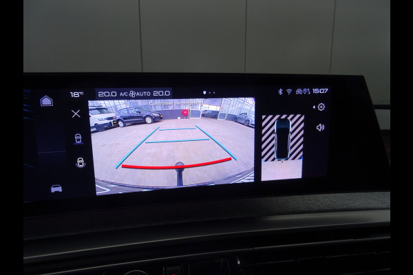 Peugeot E-3008 GT Avantage 210 73 kWh * WARMTEPOMP * 4 SEIZOENSBANDEN !! Peugeot E-3008 GT Avantage 210 73 kWh * WARMTEPOMP * 4 SEIZOENSBANDEN !!