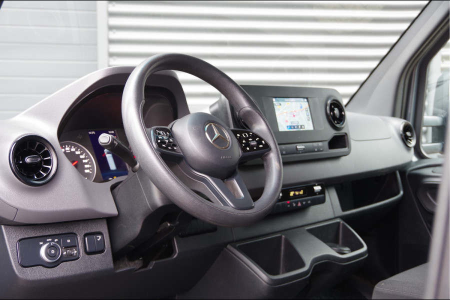 Mercedes-Benz Sprinter 516 2.2 CDI L3 BAKWAGEN, LAADKLEP, ZIJDEUR, DUBBELLUCHT, AUT. CAMERA, NAVI, CRUISE, CLIMA, MEUBELBAK, NL AUTO, NAP