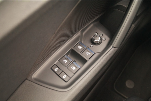 Audi A3 Sportback 30 TFSI Automaat Advanced Edition -LEER-NAVI-ECC-