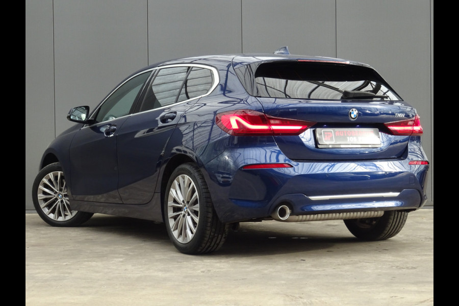 BMW 1-serie 118i High Executive Edition * CARPLAY * DEALER ONDERH. !!