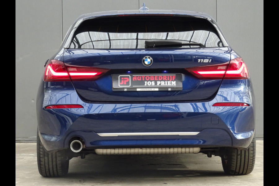BMW 1-serie 118i High Executive Edition * CARPLAY * DEALER ONDERH. !!