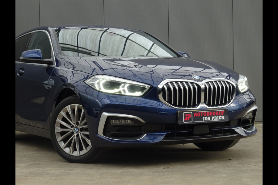 BMW 1-serie 118i High Executive Edition * CARPLAY * DEALER ONDERH. !!