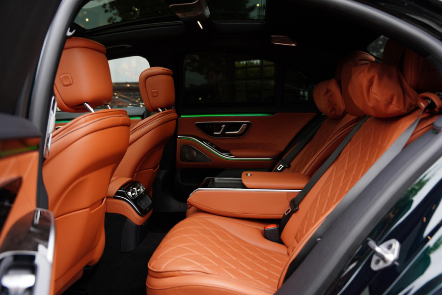 Mercedes-Benz S-Klasse S400 D 4-Matic AMG Panoramadak Mercedes-Benz S-Klasse S400 D 4-Matic AMG Panoramadak