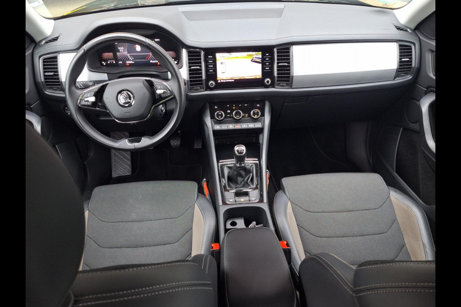 Škoda Kodiaq 1.5 TSI Business Edition 7p | Trekhaak | LED  | Camera | Android auto | Carplay | NAV | (occasion) Škoda Kodiaq 1.5 TSI Business Edition 7p | Trekhaak | LED  | Camera | Android auto | Carplay | NAV | (occasion)