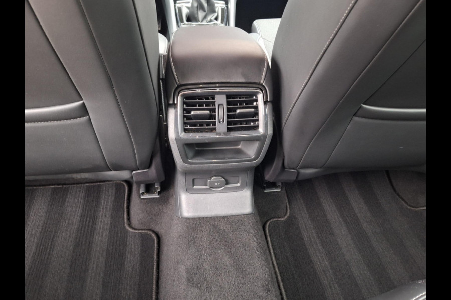 Škoda Kodiaq 1.5 TSI Business Edition 7p | Trekhaak | LED  | Camera | Android auto | Carplay | NAV | (occasion) Škoda Kodiaq 1.5 TSI Business Edition 7p | Trekhaak | LED  | Camera | Android auto | Carplay | NAV | (occasion)