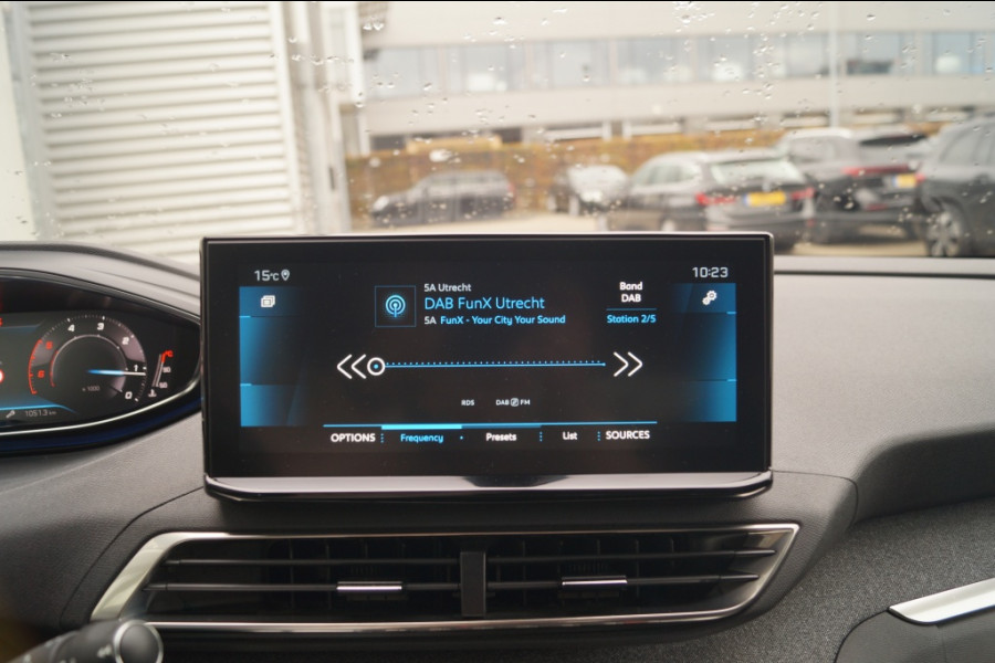 Peugeot 5008 1.5 BlueHDI 130pk Allure 7-persoons -NAVI-ECC-PDC- Peugeot 5008 1.5 BlueHDI 130pk Allure 7-persoons -NAVI-ECC-PDC-