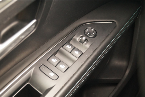 Peugeot 5008 1.5 BlueHDI 130pk Allure 7-persoons -NAVI-ECC-PDC- Peugeot 5008 1.5 BlueHDI 130pk Allure 7-persoons -NAVI-ECC-PDC-