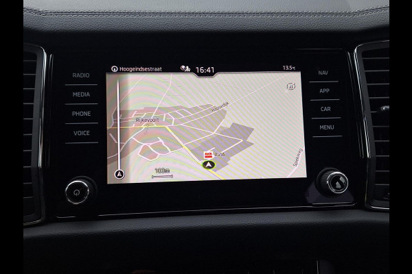 Škoda Kodiaq 1.5 TSI Business Edition 7p | Trekhaak | LED  | Camera | Android auto | Carplay | NAV | (occasion) Škoda Kodiaq 1.5 TSI Business Edition 7p | Trekhaak | LED  | Camera | Android auto | Carplay | NAV | (occasion)