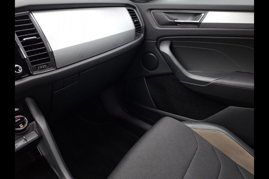 Škoda Kodiaq 1.5 TSI Business Edition 7p | Trekhaak | LED  | Camera | Android auto | Carplay | NAV | (occasion) Škoda Kodiaq 1.5 TSI Business Edition 7p | Trekhaak | LED  | Camera | Android auto | Carplay | NAV | (occasion)