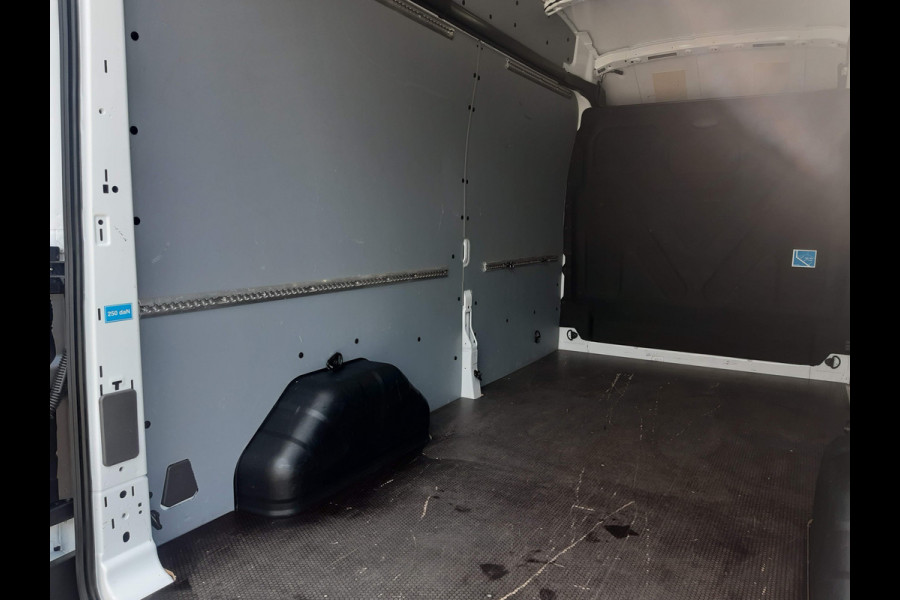 Ford Transit 2.0 TDCI 96Kw/130Pk L3H2 Airco Cruisecontrol Achteruitrijcamera 270graden doordraai achterdeuren
