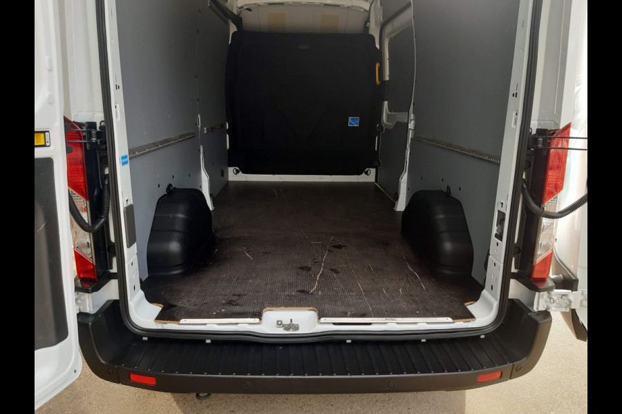 Ford Transit 2.0 TDCI 96Kw/130Pk L3H2 Airco Cruisecontrol Achteruitrijcamera 270graden doordraai achterdeuren