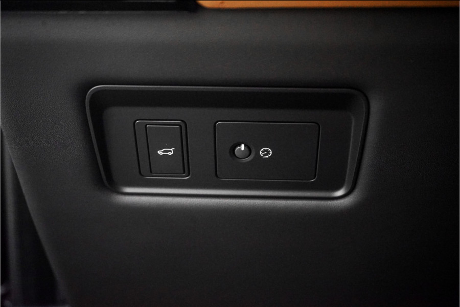 Land Rover Range Rover D350 SV Fifty 1 of 1970 Pano Massage ACC Entertainment Meridian