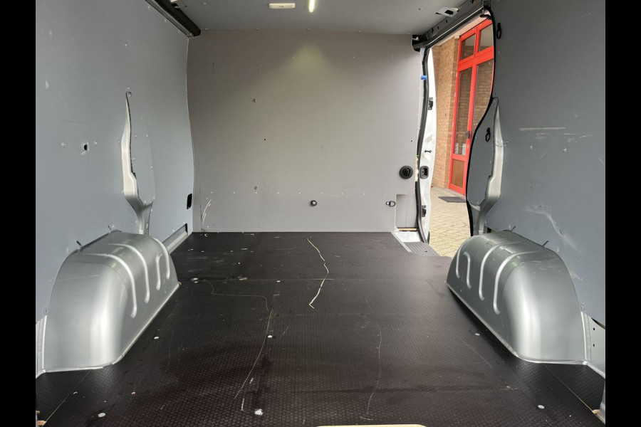 Opel Vivaro 1.6 CDTI E6 126pk Edition BPM Vrij! Lease €220 /m, Trekhaak, Airco, Navi, PDC, Cruise controle, Onderhoudshistorie aanwezig