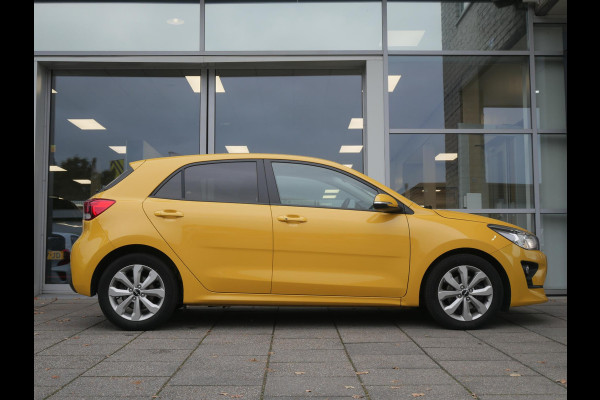 Kia Rio 1.0 T-GDi MHEV DynamicPlusLine | Cruise | Clima | Camera | Carplay | Navi | Keyless |