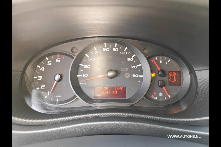 Renault Master T28 2.3 dCi L1H2 , Lage km , Euro 6 , 1e Eig , nette bus