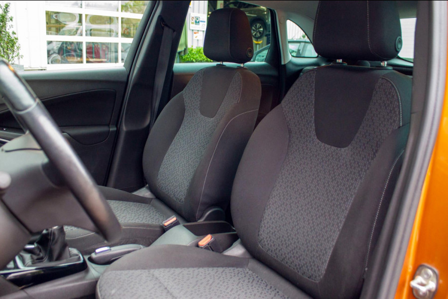 Opel Crossland X 1.2 Selection | Prijs rijklaar incl. 12 mnd garantie | Carplay PDC Bluetooth LMV Airco Stoel en stuur verwarming