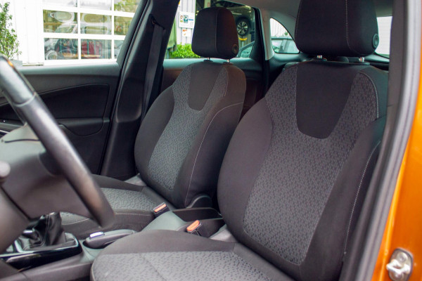 Opel Crossland X 1.2 Selection | Prijs rijklaar incl. 12 mnd garantie | Carplay PDC Bluetooth LMV Airco Stoel en stuur verwarming