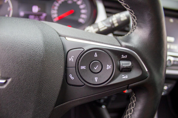 Opel Crossland X 1.2 Selection | Prijs rijklaar incl. 12 mnd garantie | Carplay PDC Bluetooth LMV Airco Stoel en stuur verwarming