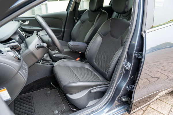 Renault Clio Estate 0.9 TCe Intens|Prijs rijklaar incl 12 mnd garantie|Navi Bluetooth Pdc Airco Keyless Renault Clio Estate 0.9 TCe Intens|Prijs rijklaar incl 12 mnd garantie|Navi Bluetooth Pdc Airco Keyless