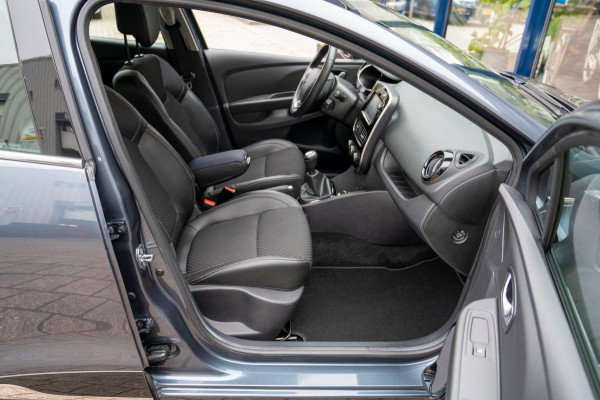 Renault Clio Estate 0.9 TCe Intens|Prijs rijklaar incl 12 mnd garantie|Navi Bluetooth Pdc Airco Keyless Renault Clio Estate 0.9 TCe Intens|Prijs rijklaar incl 12 mnd garantie|Navi Bluetooth Pdc Airco Keyless