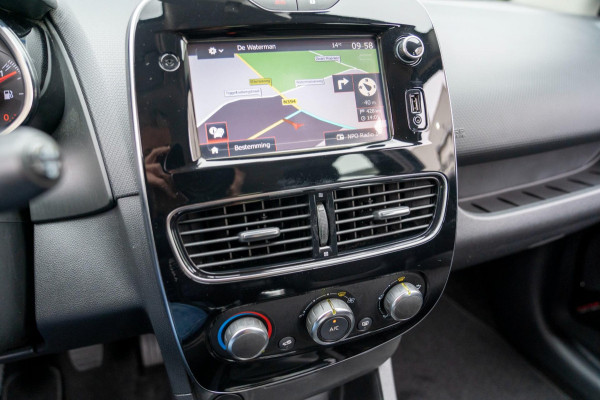 Renault Clio Estate 0.9 TCe Intens|Prijs rijklaar incl 12 mnd garantie|Navi Bluetooth Pdc Airco Keyless Renault Clio Estate 0.9 TCe Intens|Prijs rijklaar incl 12 mnd garantie|Navi Bluetooth Pdc Airco Keyless