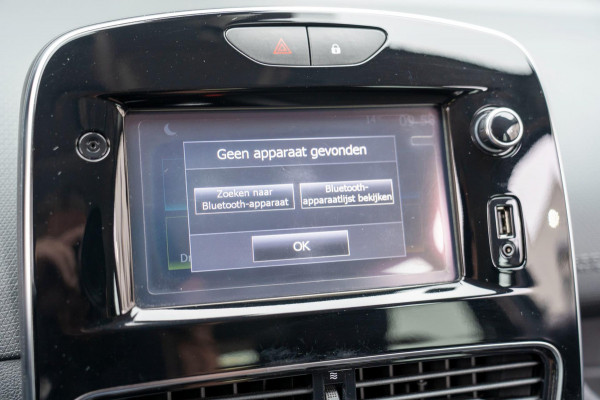 Renault Clio Estate 0.9 TCe Intens|Prijs rijklaar incl 12 mnd garantie|Navi Bluetooth Pdc Airco Keyless Renault Clio Estate 0.9 TCe Intens|Prijs rijklaar incl 12 mnd garantie|Navi Bluetooth Pdc Airco Keyless