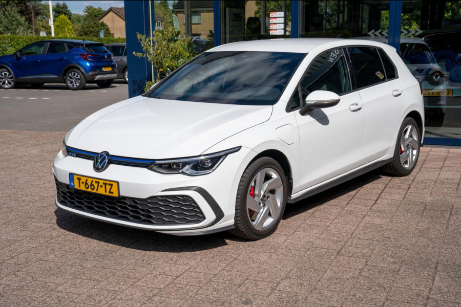 Volkswagen Golf 1.4 eHybrid GTE | Prijs rijklaar incl. 12 mnd garantie |Navi Rode remklauwen Carplay Ledverlichting