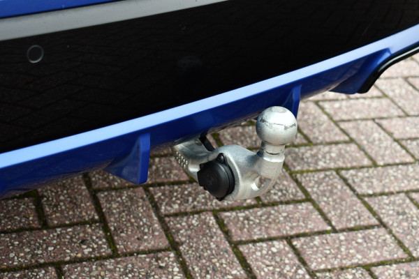 BMW X1 xDrive30e M-Sport Pano ACC Trekh HUD H/K 360-cam El-zetels