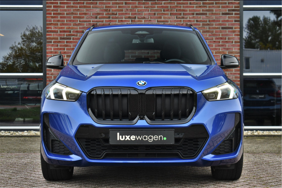 BMW X1 xDrive30e M-Sport Pano ACC Trekh HUD H/K 360-cam El-zetels