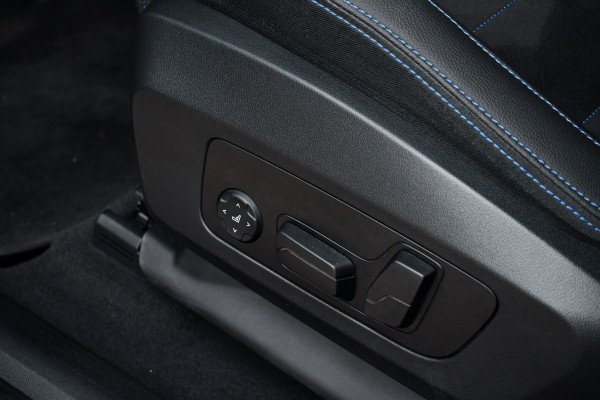 BMW X1 xDrive30e M-Sport Pano ACC Trekh HUD H/K 360-cam El-zetels