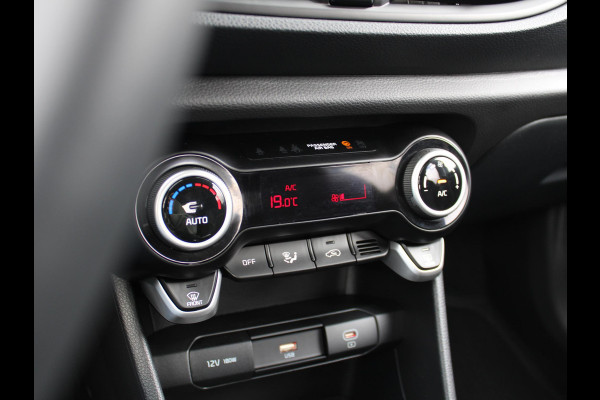 Kia Picanto 1.0 DPI ExecutiveLine | Trekhaak | All Season banden | 1814km | Als NIEUW Kia Picanto 1.0 DPI ExecutiveLine | Trekhaak | All Season banden | 1814km | Als NIEUW