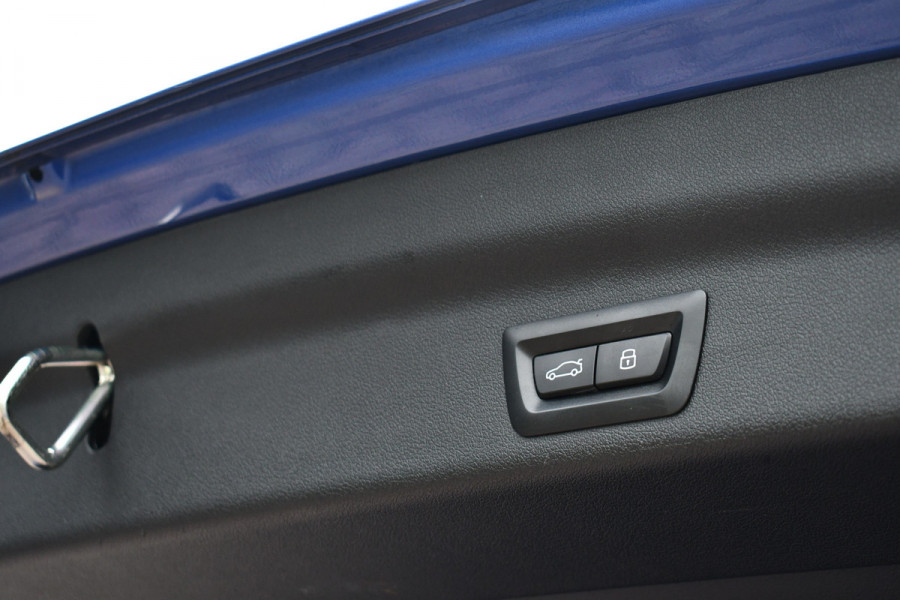 BMW X1 xDrive30e M-Sport Pano ACC Trekh HUD H/K 360-cam El-zetels