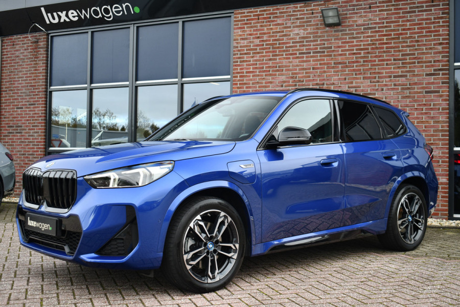 BMW X1 xDrive30e M-Sport Pano ACC Trekh HUD H/K 360-cam El-zetels