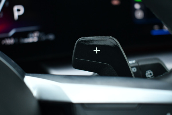 BMW X1 xDrive30e M-Sport Pano ACC Trekh HUD H/K 360-cam El-zetels