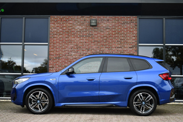 BMW X1 xDrive30e M-Sport Pano ACC Trekh HUD H/K 360-cam El-zetels