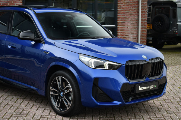 BMW X1 xDrive30e M-Sport Pano ACC Trekh HUD H/K 360-cam El-zetels