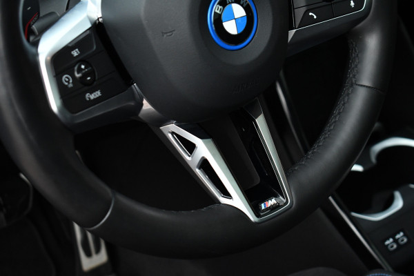 BMW X1 xDrive30e M-Sport Pano ACC Trekh HUD H/K 360-cam El-zetels