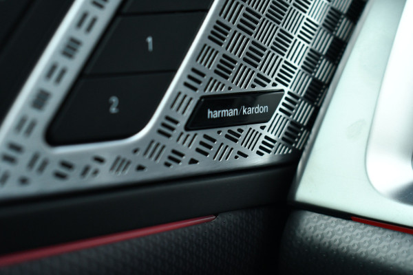 BMW X1 xDrive30e M-Sport Pano ACC Trekh HUD H/K 360-cam El-zetels